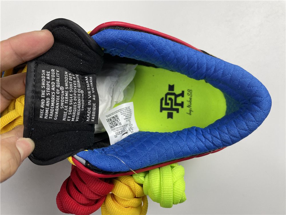 Nike SB Dunk Low Snkrs CZ2239-600